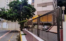 Apartamento Edifício Arpoador (Praias Asturias-Tombo)